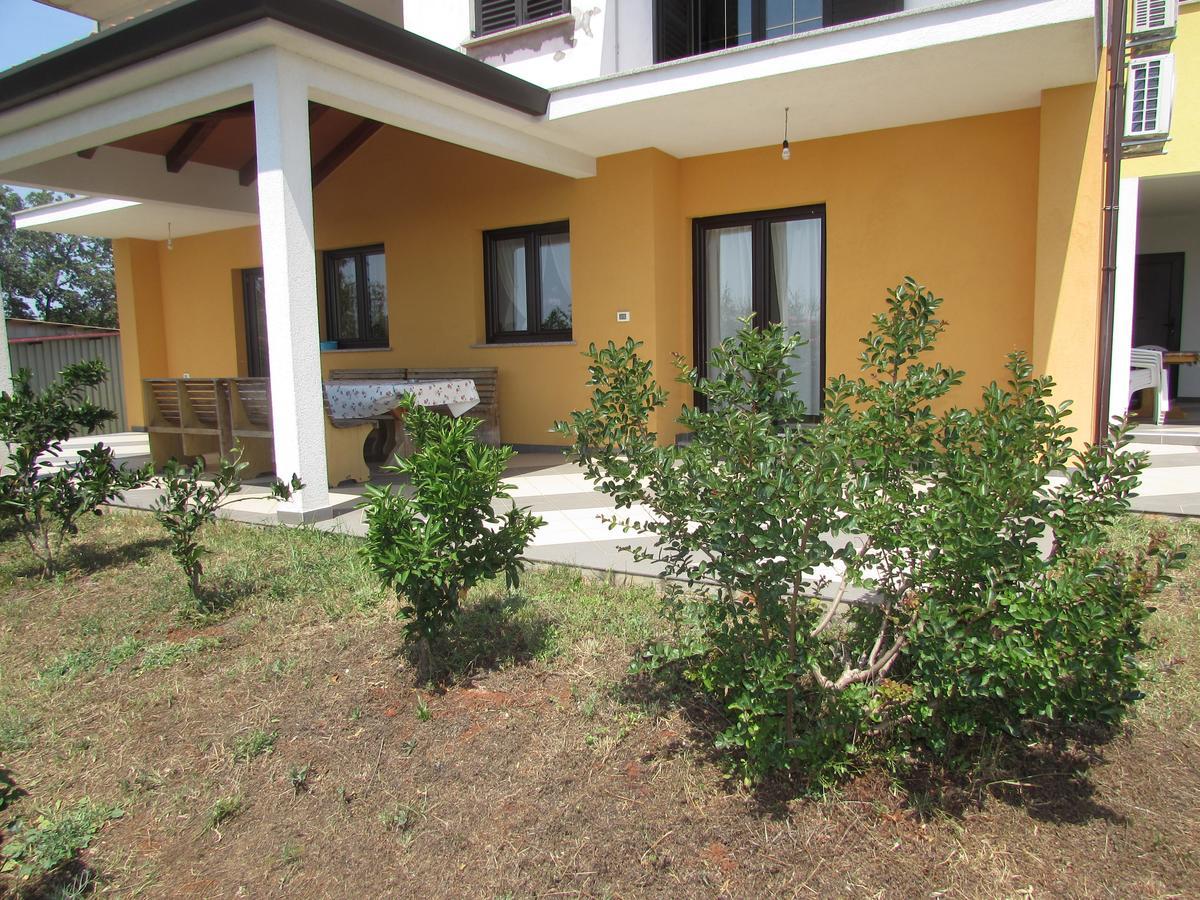 Apartments Goga Umag Exteriör bild