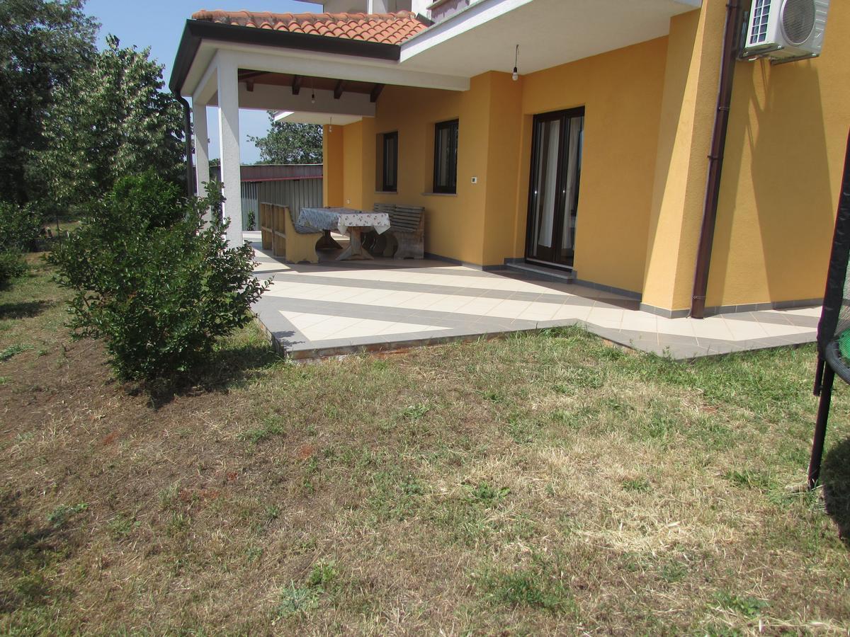 Apartments Goga Umag Exteriör bild